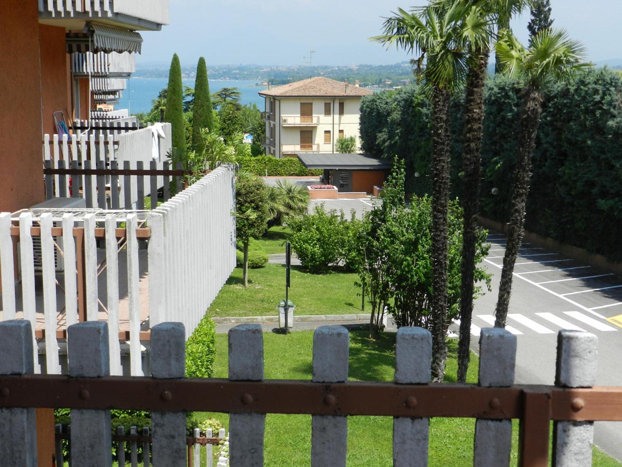 Al Girasole Apartment Peschiera del Garda Exterior photo